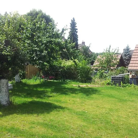 Holiday Home Cologne קלן